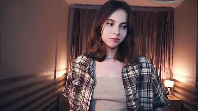 Emma96_hot – webcam model profile photo Image 9