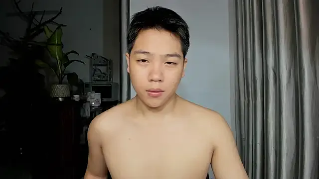 steveen_1604 – webcam model profile photo Image 3