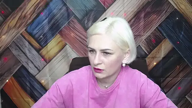 namicute – webcam model profile photo Image 14