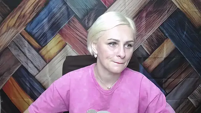 namicute – webcam model profile photo Image 15