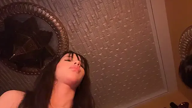 emma_andrew1 – webcam model profile photo Image 9