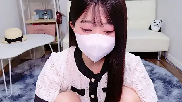 caylin – webcam model profile photo Image 15