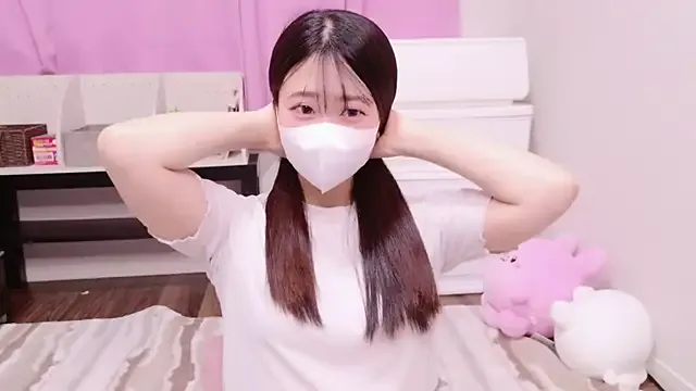 caylin – webcam model profile photo Image 7