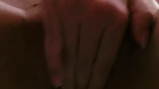 Runarunapi – webcam model profile photo Image 4