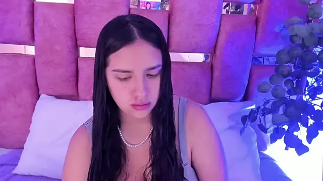 PumaShyXD – webcam model profile photo Image 10