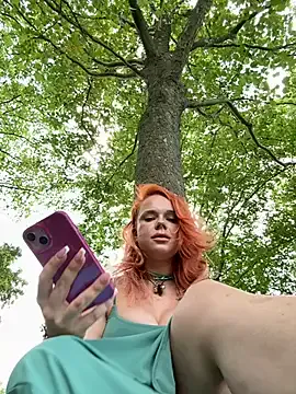 bunnyblondy – webcam model profile photo Image 8