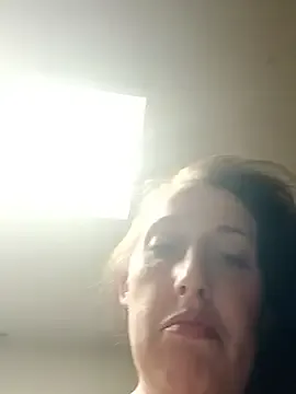 bunnyblondy – webcam model profile photo Image 8