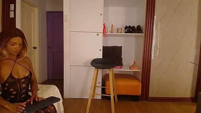 OksanaOcean – webcam model profile photo Image 7