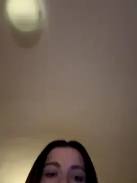 aviebby – webcam model profile photo Image 13