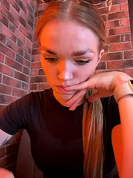 Clinic_Sexy – webcam model profile photo Image 3