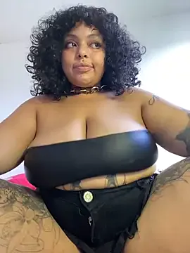 bunnyblondy – webcam model profile photo Image 18