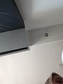 eli_sun – webcam model profile photo Image 10