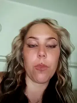 eli_sun – webcam model profile photo Image 4