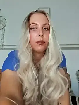 eli_sun – webcam model profile photo Image 8