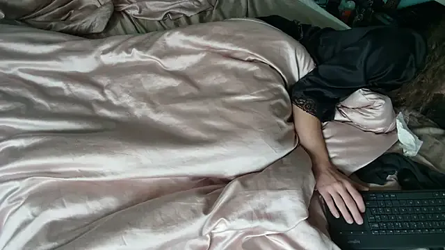 bunnyblondy – webcam model profile photo Image 17