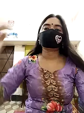 FaaBinaa – webcam model profile photo Image 11