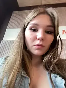 DestinyTurner – webcam model profile photo Image 15