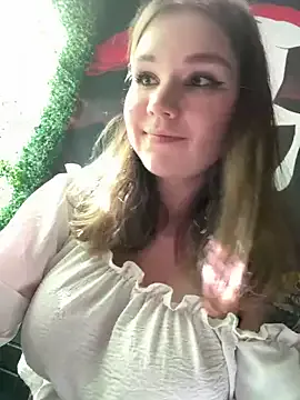 DestinyTurner – webcam model profile photo Image 5