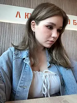 DestinyTurner – webcam model profile photo Image 8