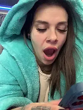 creambaby1 – webcam model profile photo Image 16