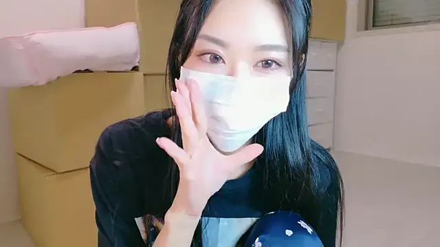 priya_sharma02 – webcam model profile photo Image 11