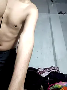 bunnyblondy – webcam model profile photo Image 6