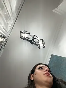 namicute – webcam model profile photo Image 3