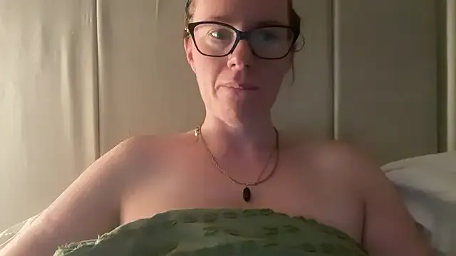 nakedbakers – webcam model profile photo Image 9