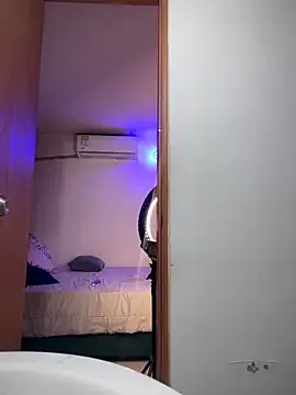 jenn_fit – webcam model profile photo Image 16