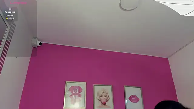 PumaShyXD – webcam model profile photo Image 9