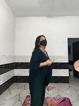 winter11 – webcam model profile photo Image 14