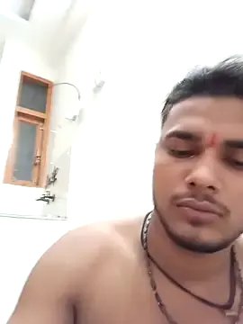 Yui-Ch – webcam model profile photo Image 12