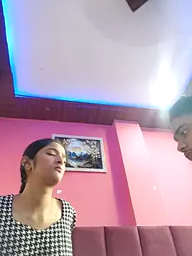 Yui-Ch – webcam model profile photo Image 3