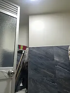 LeaGambit__ – webcam model profile photo Image 12