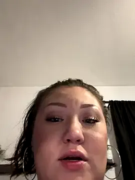 Sssonya – webcam model profile photo Image 2