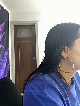 Selen-S – webcam model profile photo Image 16