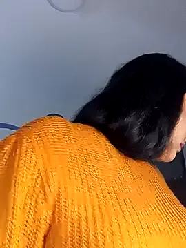 Selen-S – webcam model profile photo Image 7