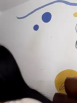 Selen-S – webcam model profile photo Image 9