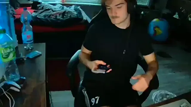 sigmasian – webcam model profile photo Image 3