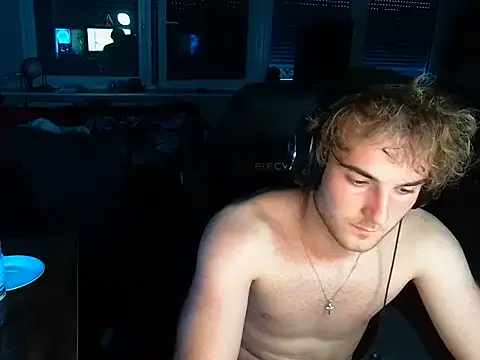 sigmasian – webcam model profile photo Image 7