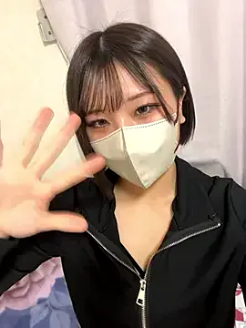 emyii – webcam model profile photo Image 14