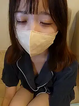 avroramy – webcam model profile photo Image 14