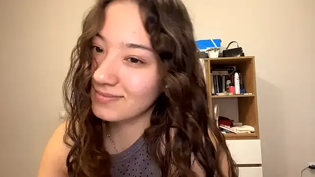 sarina7s – webcam model profile photo Image 11