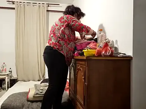 newMichelle – webcam model profile photo Image 9