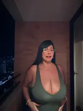 jenn_fit – webcam model profile photo Image 18