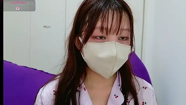 mc-Olivia – webcam model profile photo Image 15