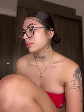 Sarasanders_4 – webcam model profile photo