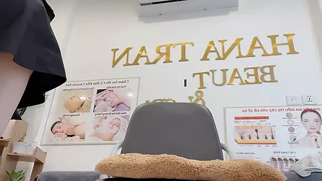 joliie_coquiine – webcam model profile photo Image 8