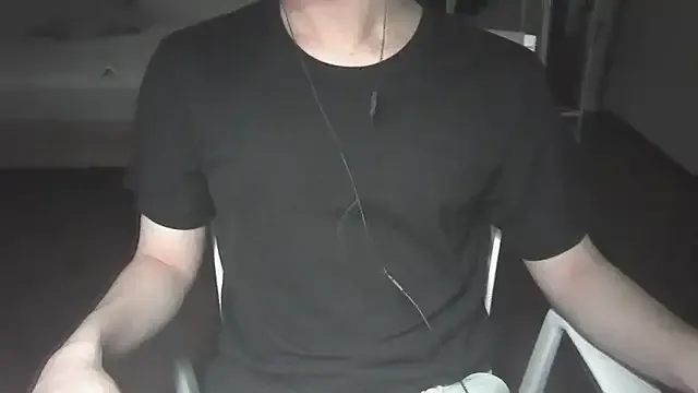 Rodrigues_Lucas – webcam model profile photo Image 4