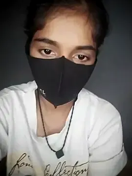 kathariine – webcam model profile photo Image 2